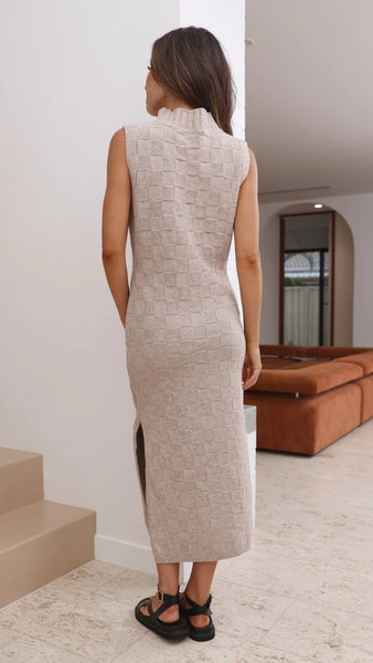 Natual Knit Sleeveless Midi Dress